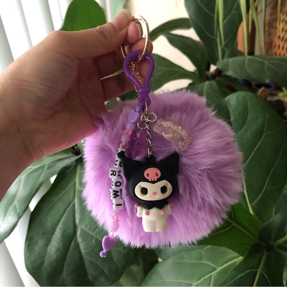 Kuromi Big PomPom keychain